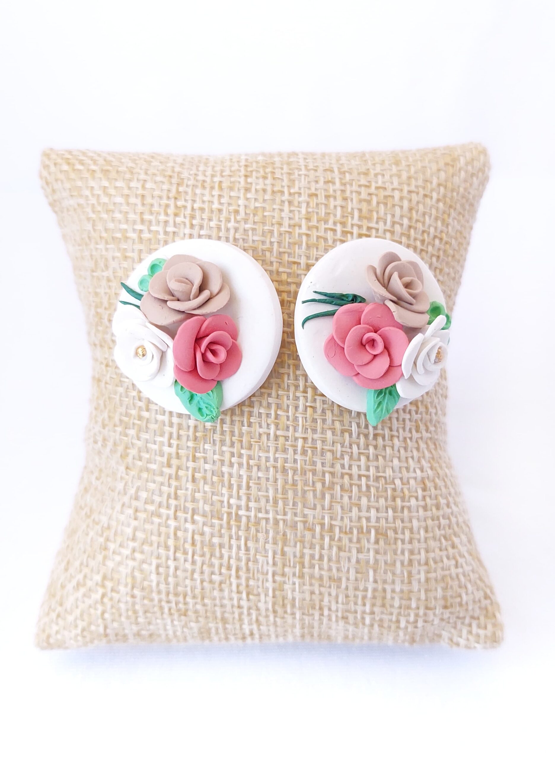 Aretes grandes flores